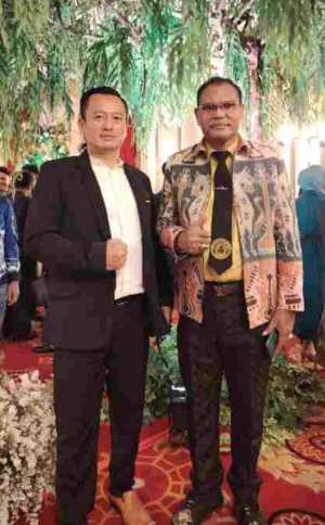 OKI PRASETIAWAN, S.M., S.H., M.H., CLMA. KETUA DEWAN PAKAR LPRI HADIRI PERNIKAHAN PUTRA DAN PUTRI PERWIRA TINGGI TNI AL DI BALAI SAMUDERA JAKARTA IMG_20260426_075439.jpg