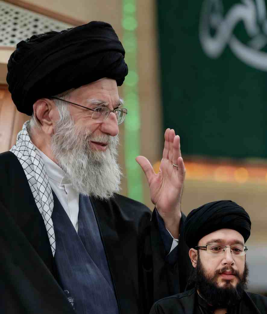 ANALISIS STRATEGIS OKI PRASETIAWAN: GUGURNYA KHAMENEI AKAN GUNCANG STABILITAS REGIONAL DAN GLOBAL